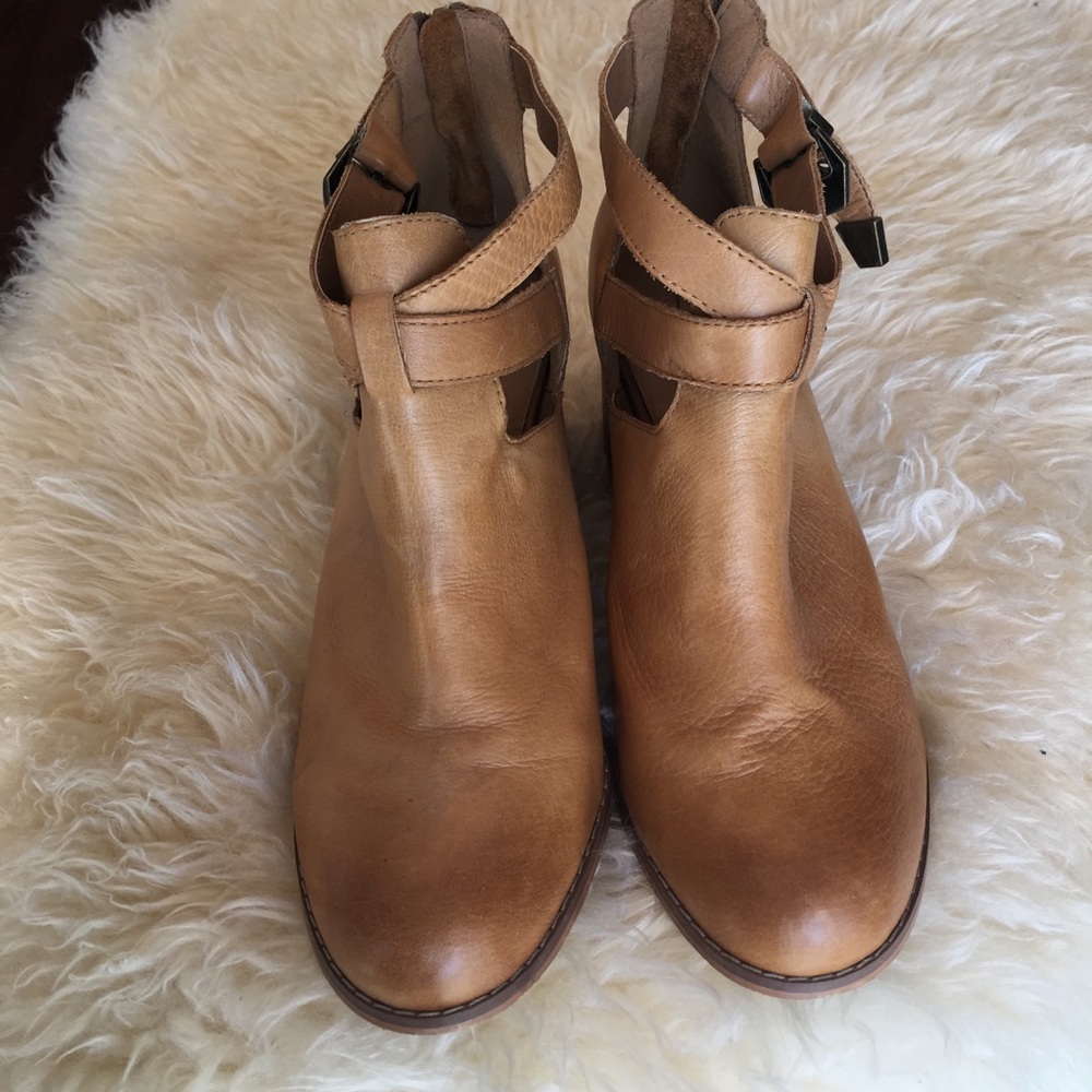 Booties - Picture 5 of 7